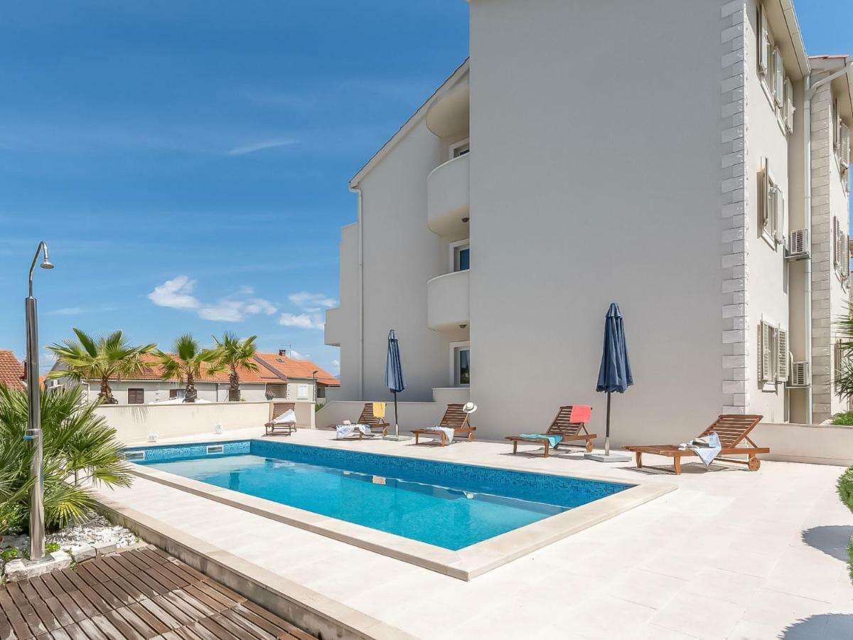 Apartment Villa 2 Pools-2 By Interhome スティヴァン エクステリア 写真